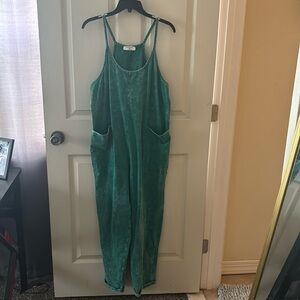 Zenana Outfitters Green Relaxed Jumpsuit